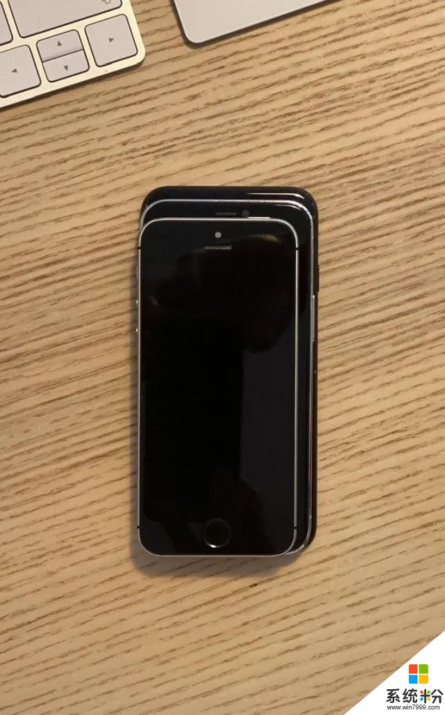 全球限量版超小苹果手机(超级小的苹果手机)