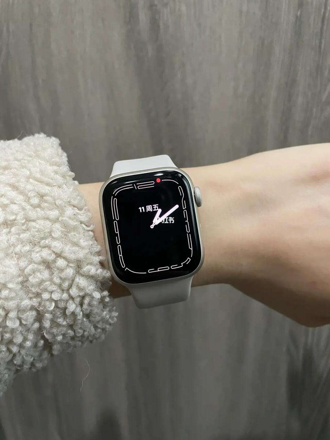 苹果手表s7二手耐克版(二手applewatchs4多少钱)-第2张图片-太平洋在线下载