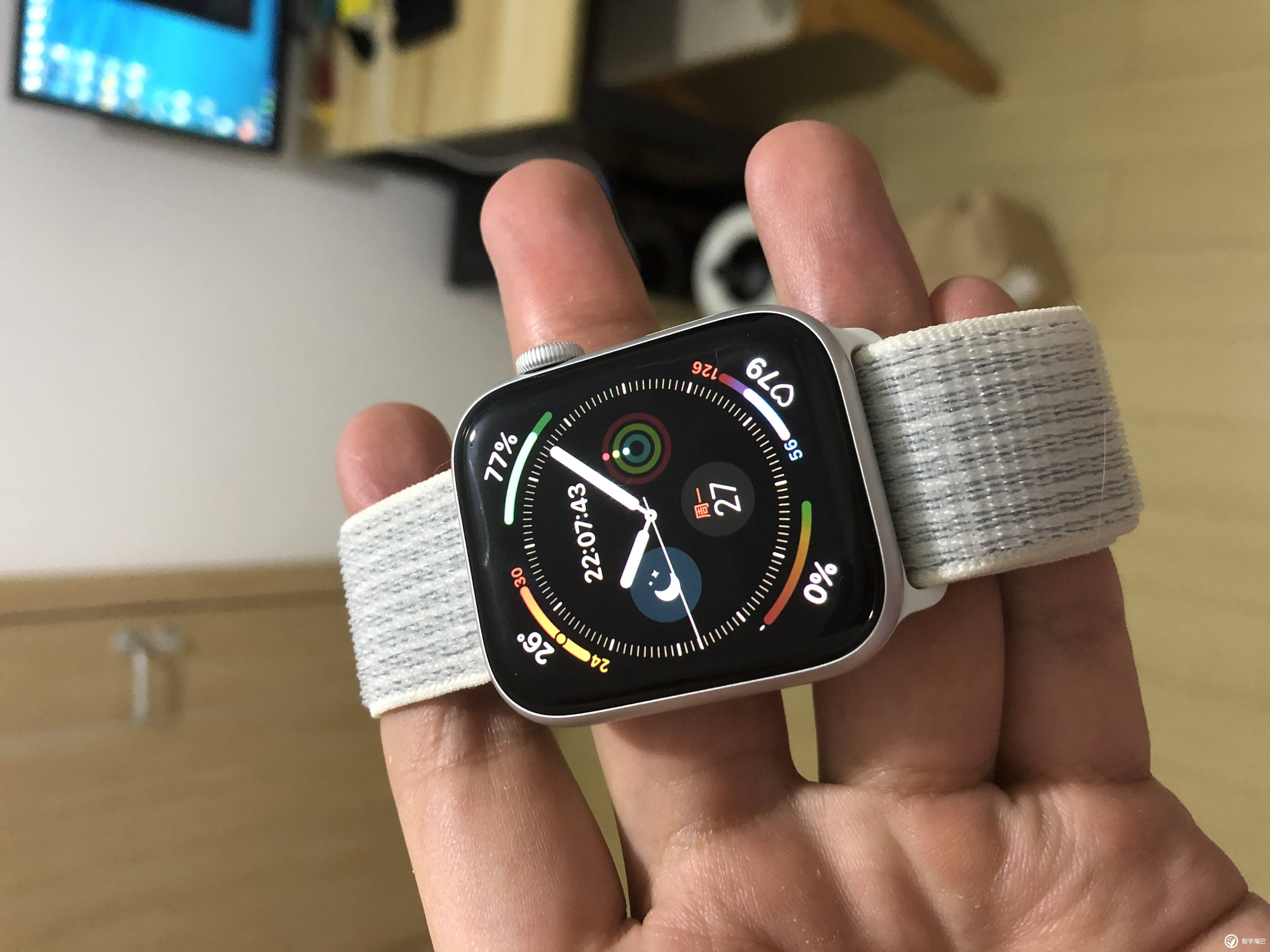 三代苹果手表耐克版(iwatch3耐克版)-第2张图片-太平洋在线下载