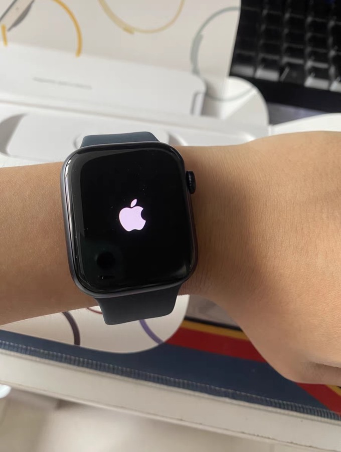 苹果4代手表运动版怎么样(苹果手表4代 iwatch)